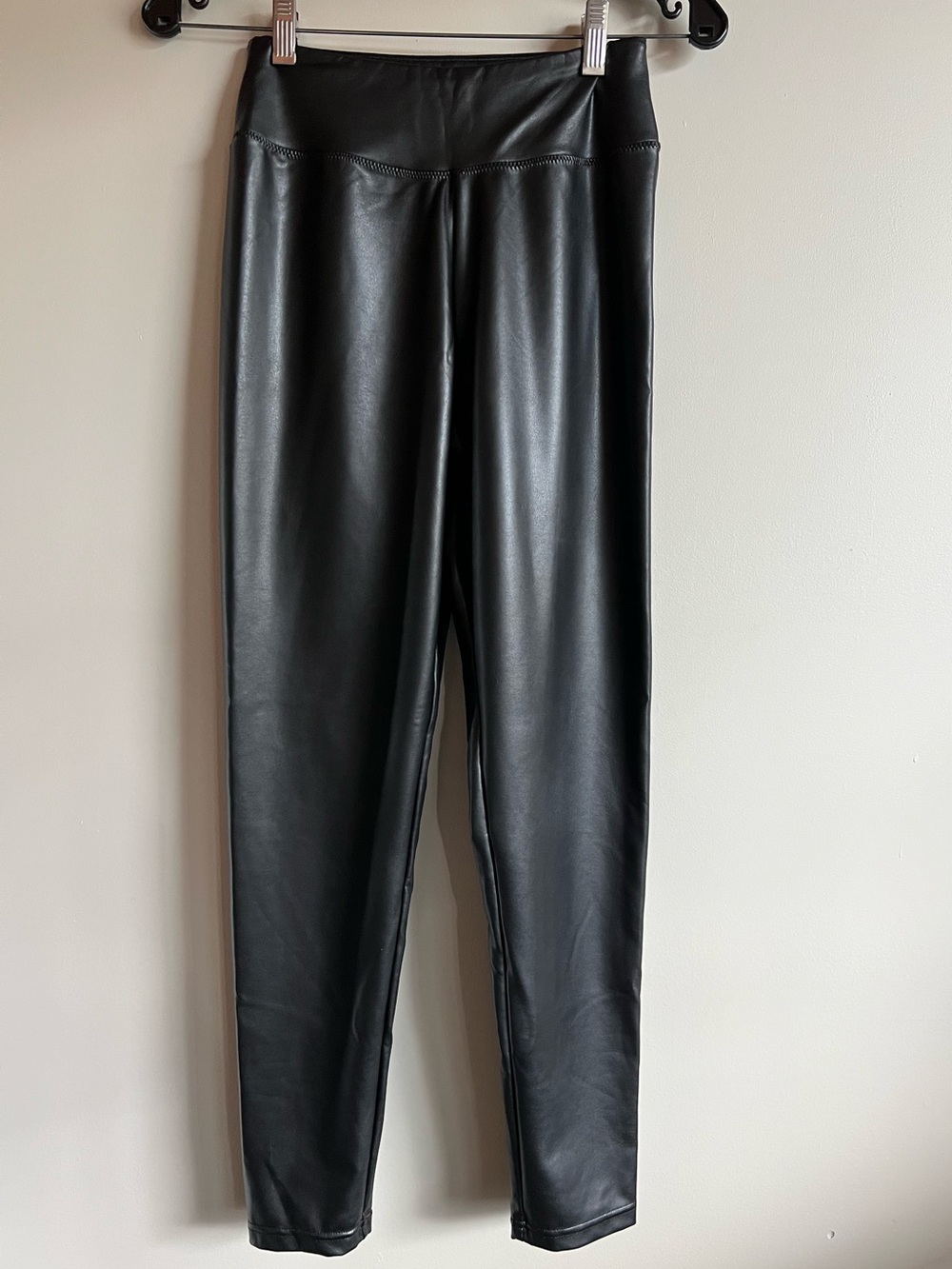Black Faux Leather High Rise Leggings Women’s Medium Stretch Pull On Skinny Pant